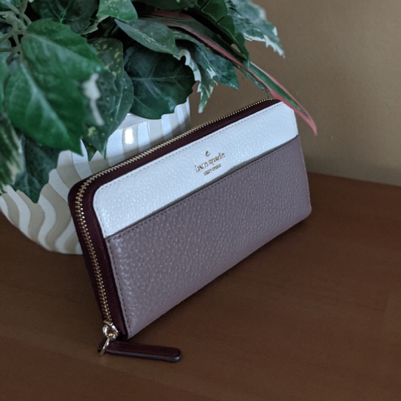 kate spade Handbags - Kate Spade Large Wallet